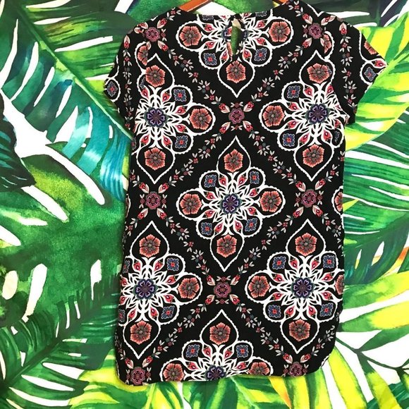 EUC Old Navy Women's Small Geometric Floral Boho Work Casual Blouse - Picture 2 of 6